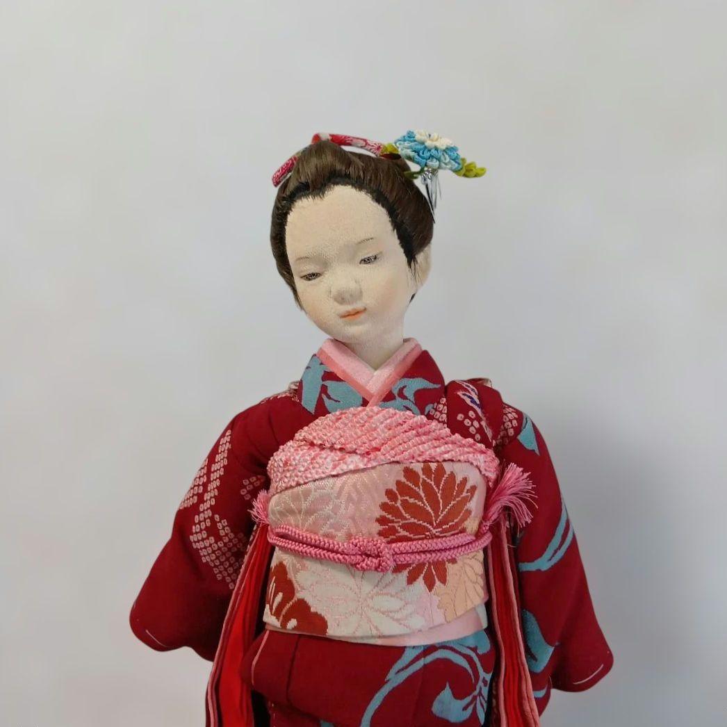 人形 えんじ色の着物　創作人形 布貼りハンドメイド