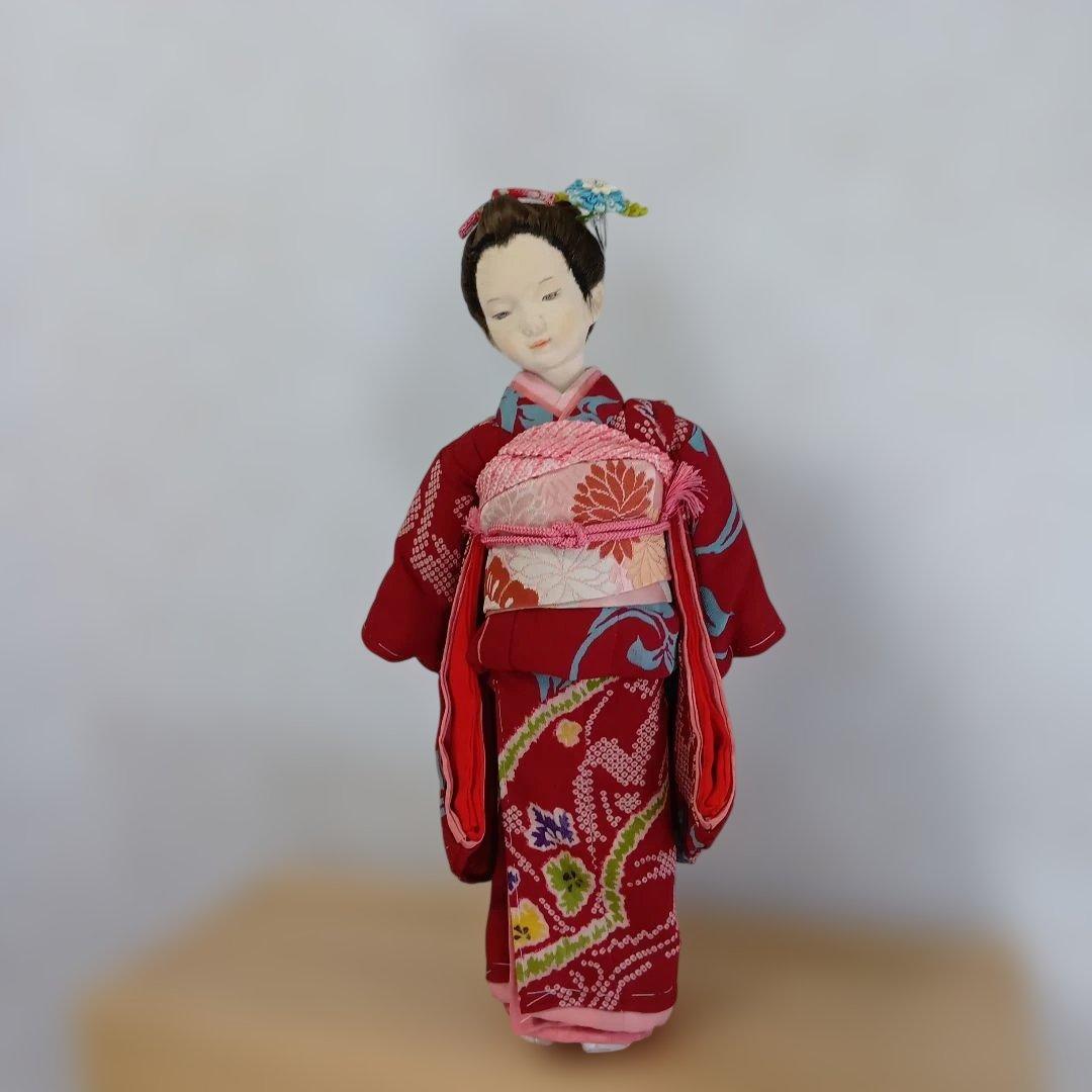 人形 えんじ色の着物　創作人形 布貼りハンドメイド
