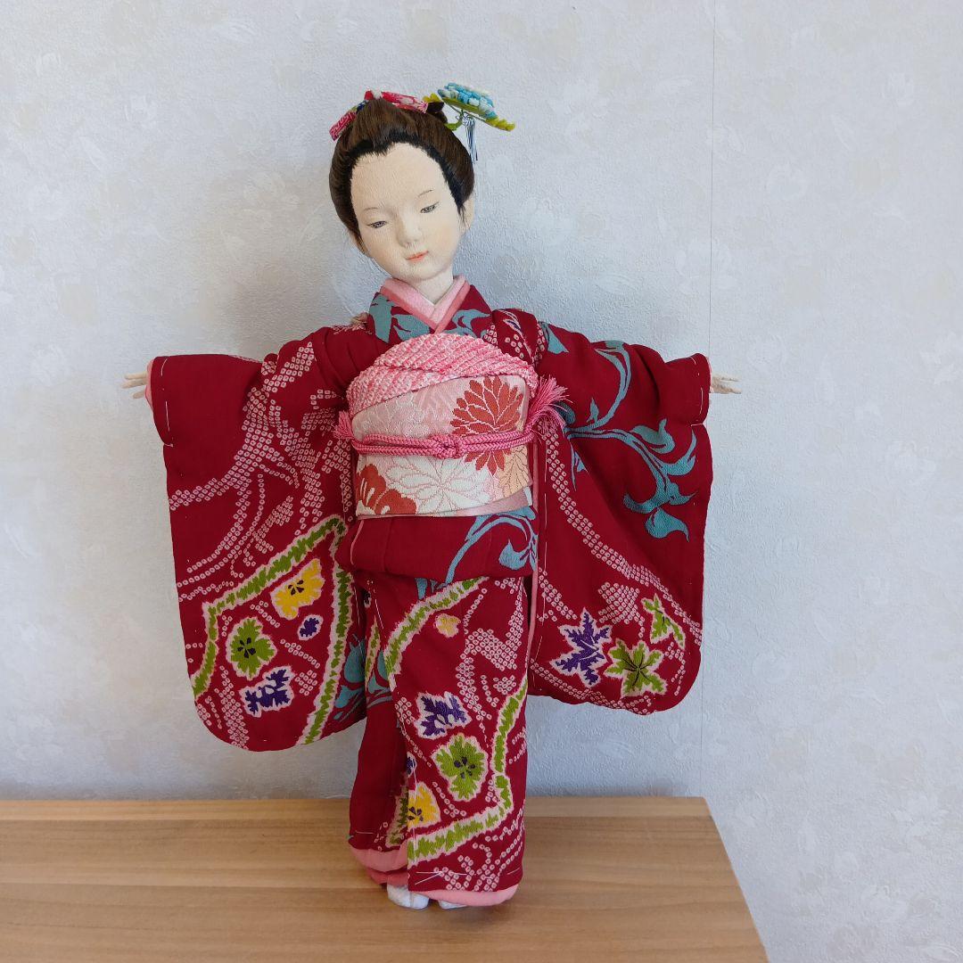 人形 えんじ色の着物　創作人形 布貼りハンドメイド