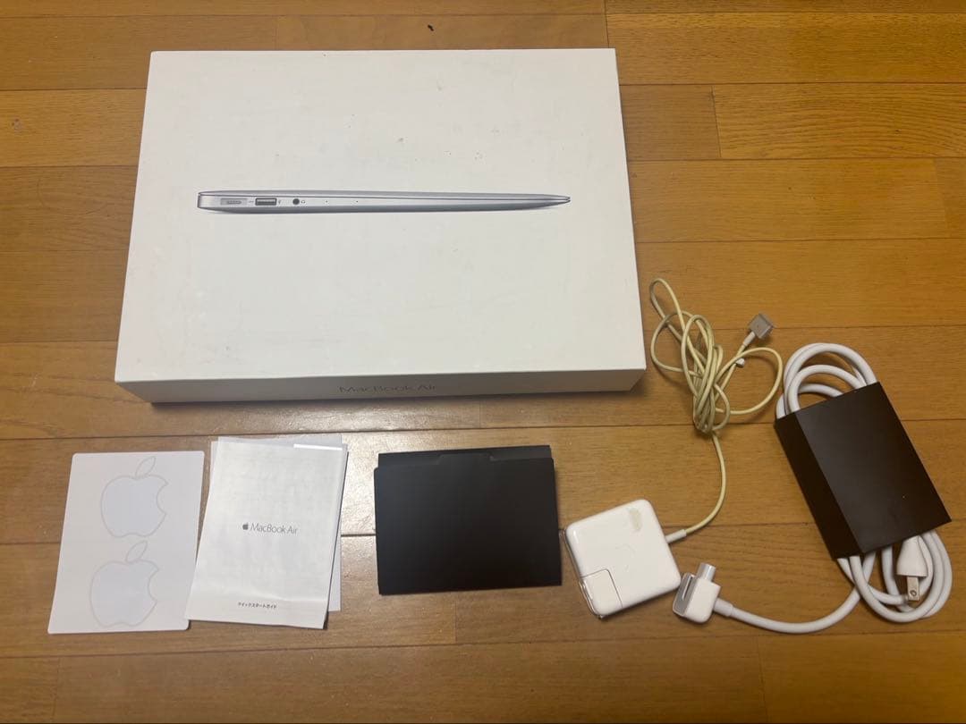 Apple MacBook Air 2017 本体 充電器付き
