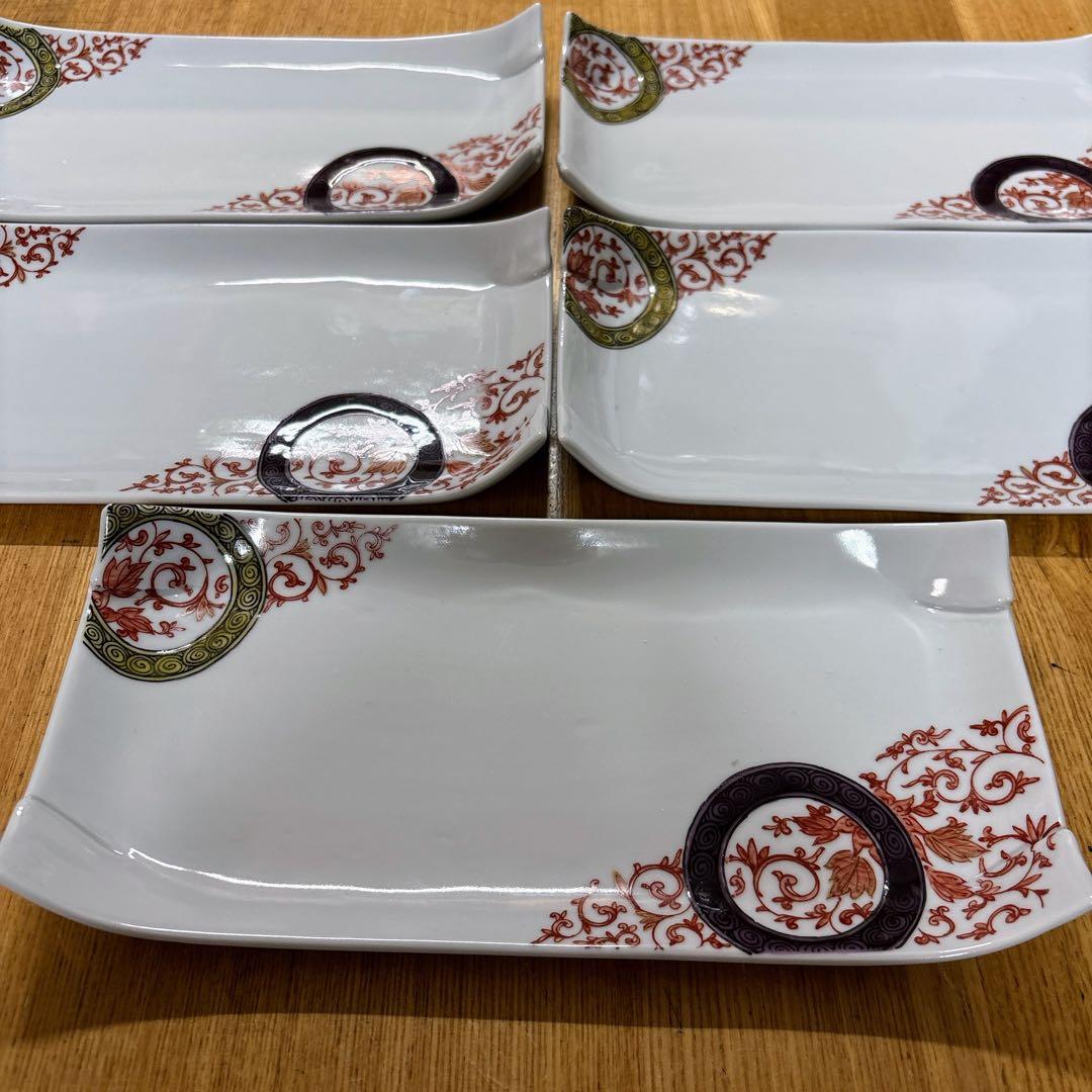 九谷焼　銀泉窯　丸紋唐草　7.8号皿揃　長皿　焼物皿　角皿　横幅23.5cm