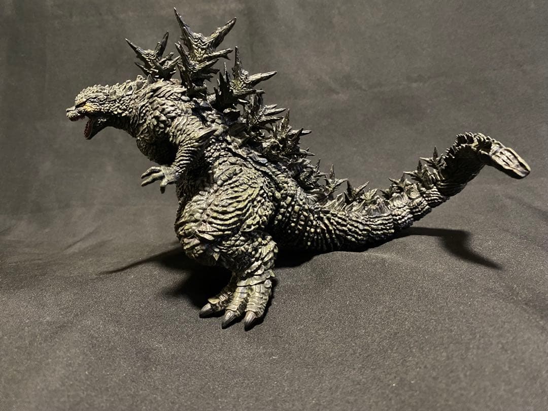 アオシマ　ゴジラプラモデル