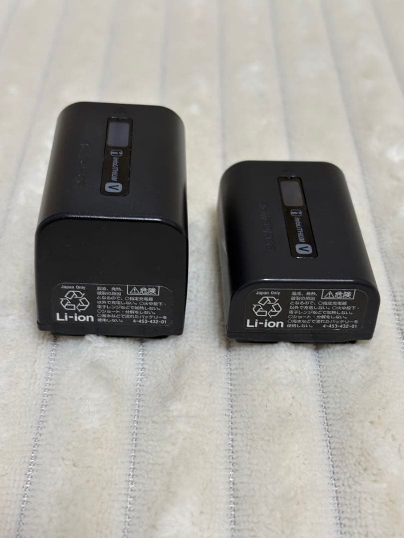 SONY HDR-CX670 ビデオカメラ 美品　付属品多数　中古