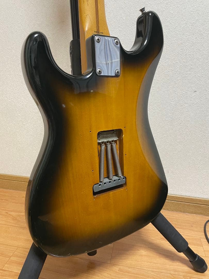 R*a様 Fender Stratocaster フェンダージャパン ストラトキ