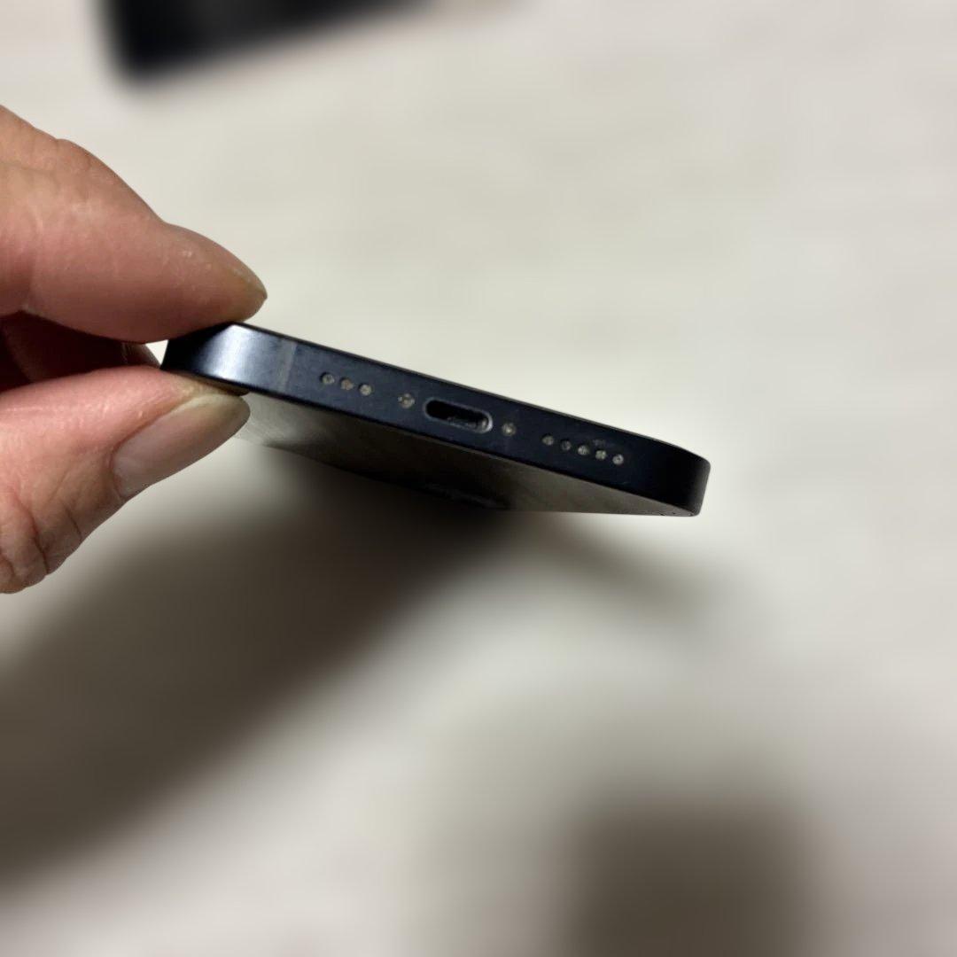iPhone12 本体64Gバイト　SIMフリー