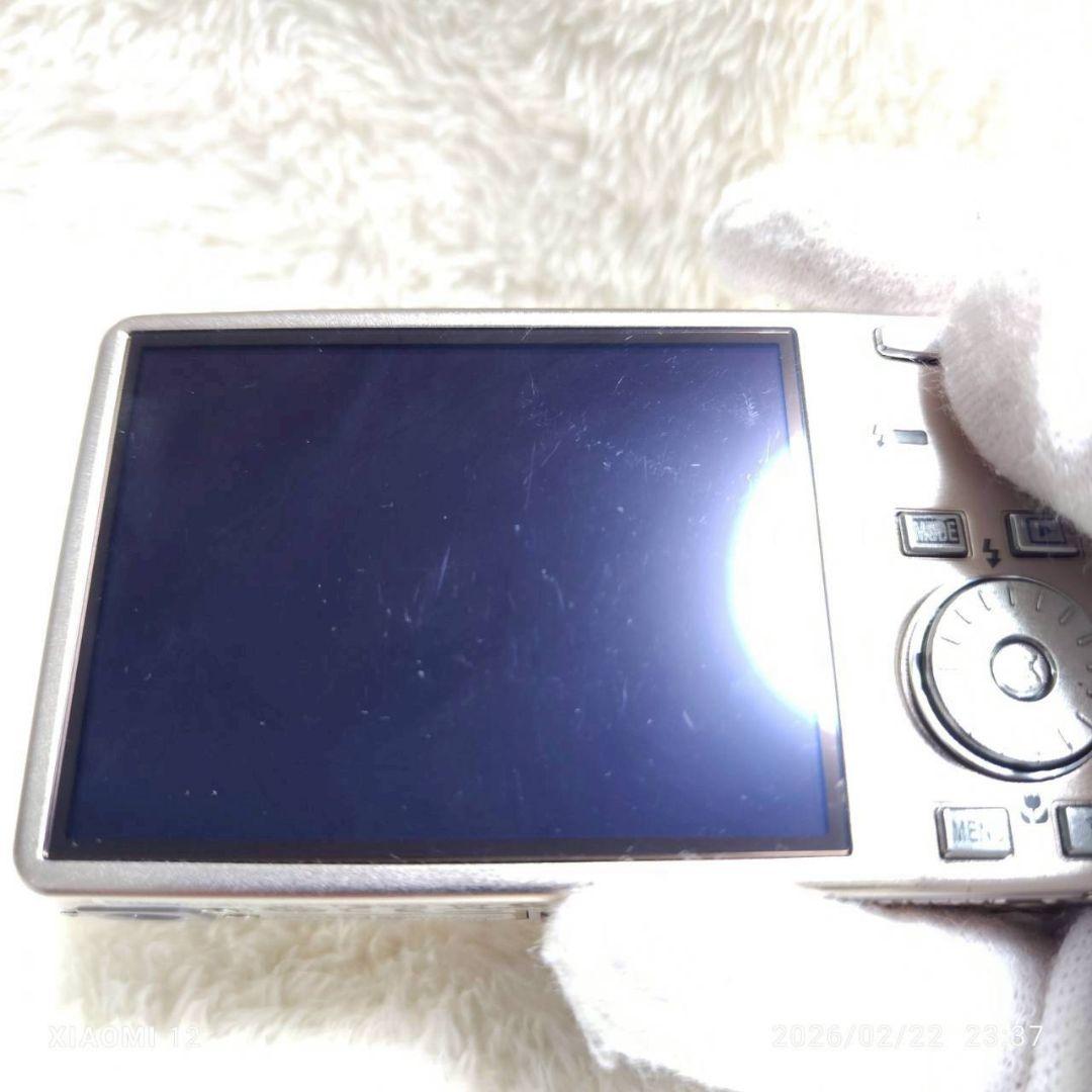 NIKON COOLPIX S600 シャンパンゴールド オールドコンデジ