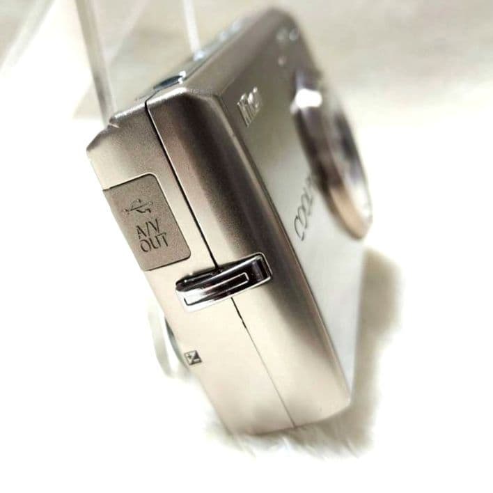 NIKON COOLPIX S600 シャンパンゴールド オールドコンデジ