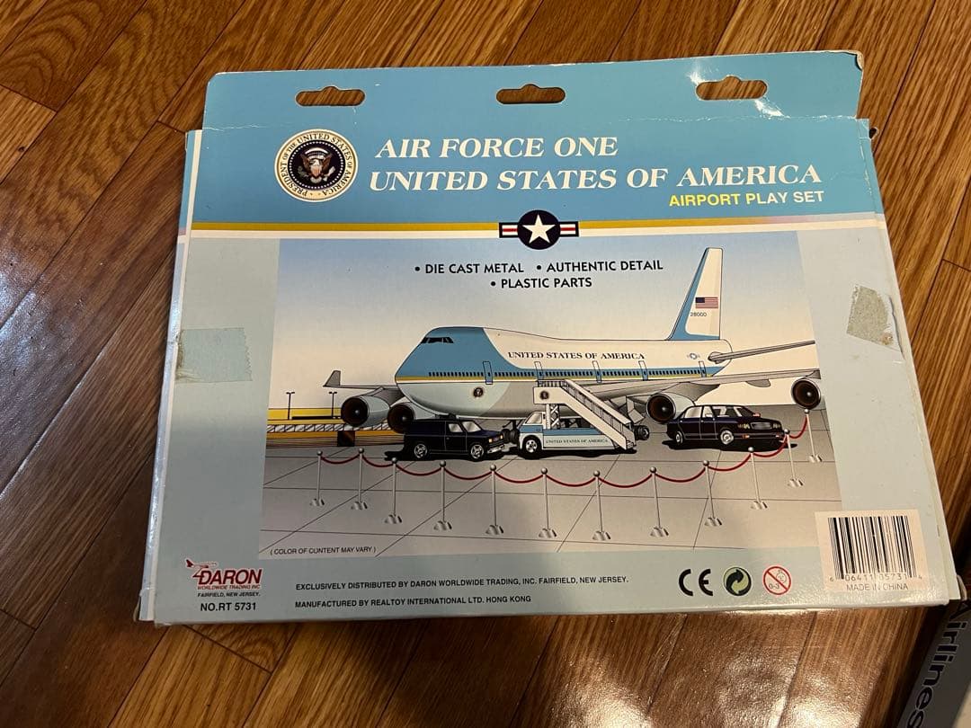 アメリカン航空　エアフォースワン　プレイセット　ミニカー　アメリカ玩具　雑貨