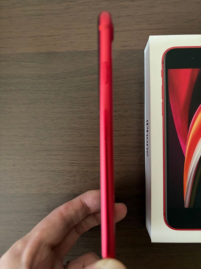 iPhone SE（第2世代）、PRODUCT RED、64GB