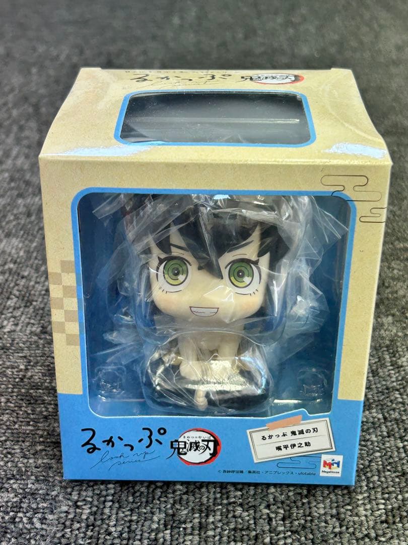 ゆ*う様 新品未開封 鬼滅の刃 新フィギュアシリーズ るかっぷ 嘴平伊之助 我妻
