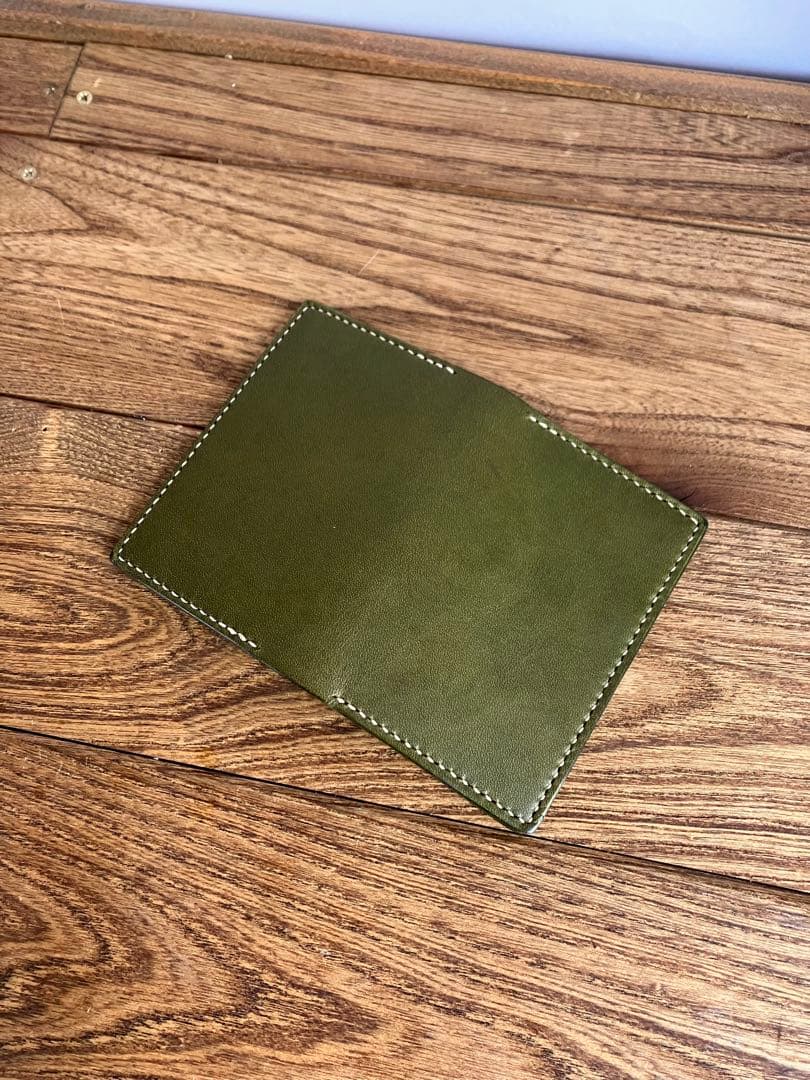 ハーマンオークレザー　iphone13 手帳型ケース