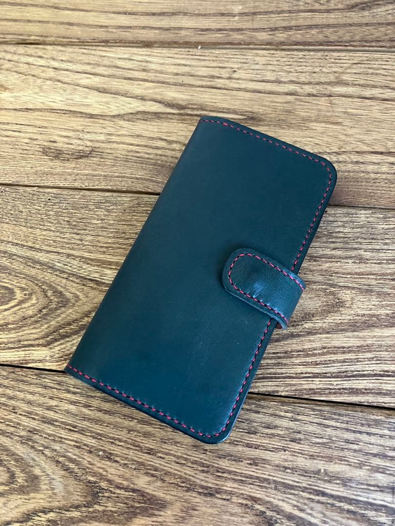 ハーマンオークレザー　iphone13 手帳型ケース