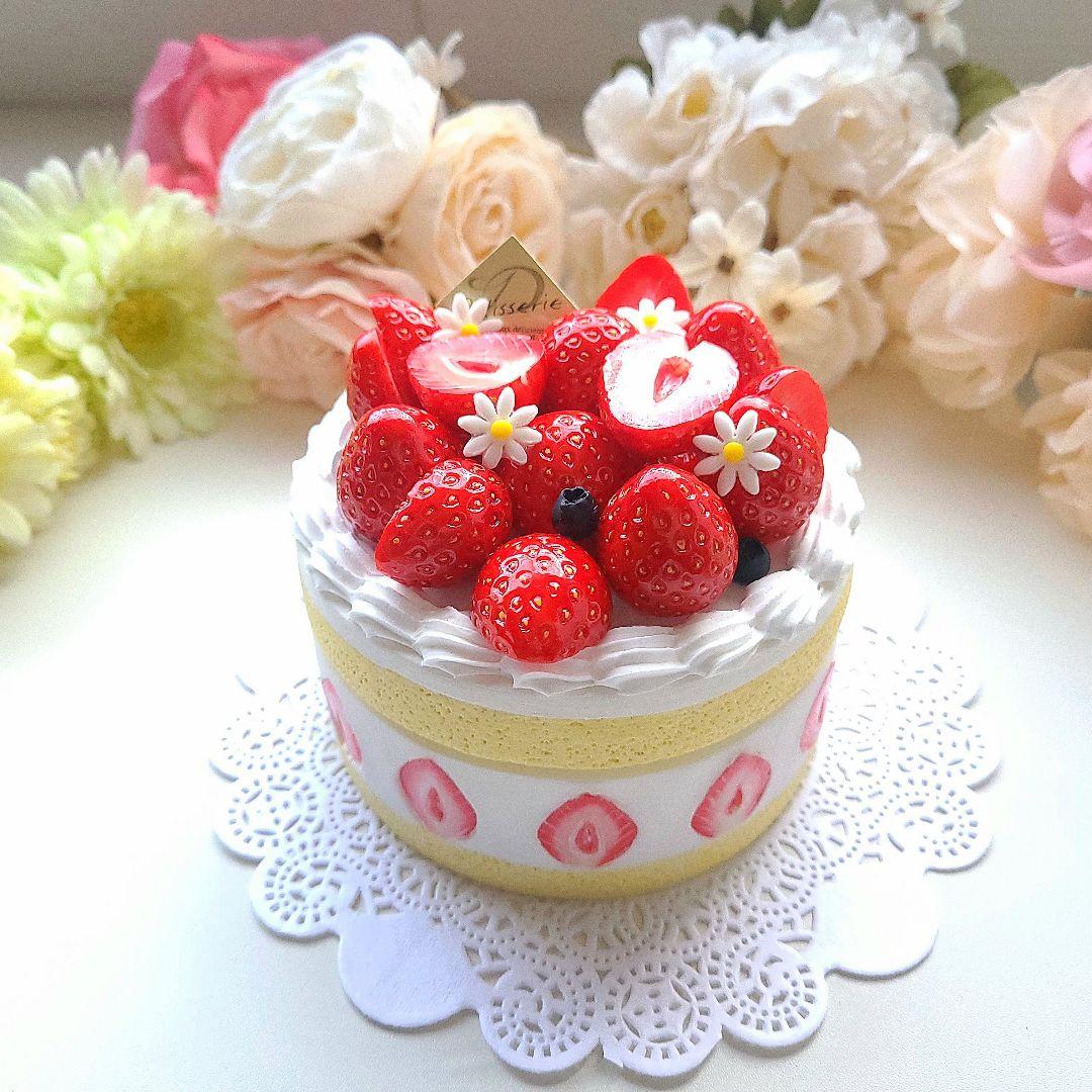 グミ 様☆苺ホールケーキの小物入れ 他☆フェイクスイーツ 食品サンプル