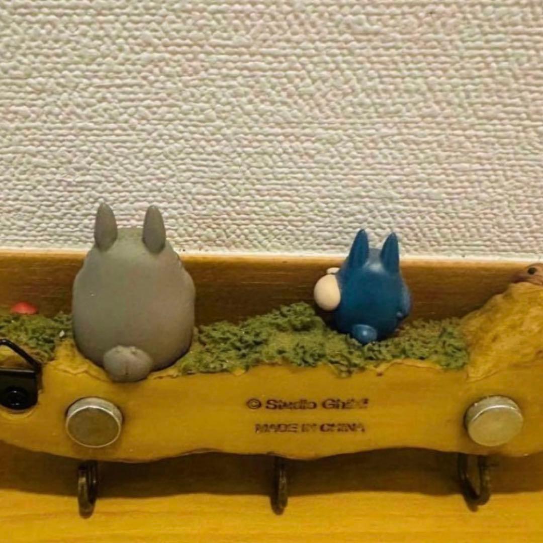 希少　となりのトトロ　2021年カレンダー　フィギュア　フック　鍵かけ