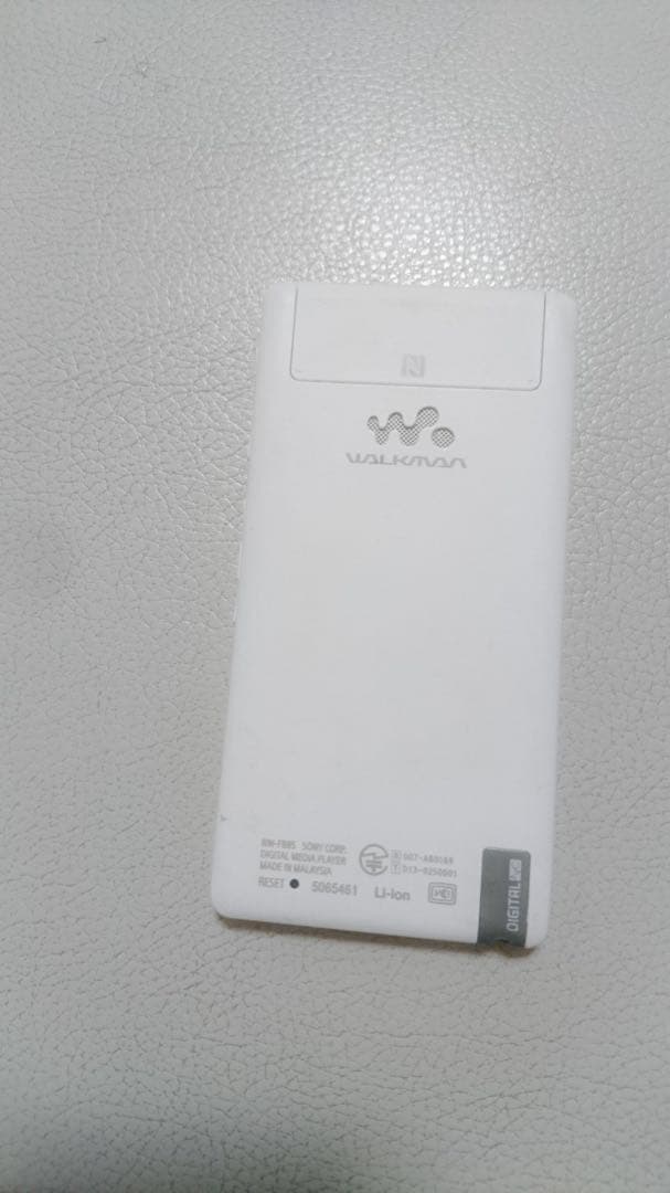 SONY WALKMAN Fシリーズ 16GB