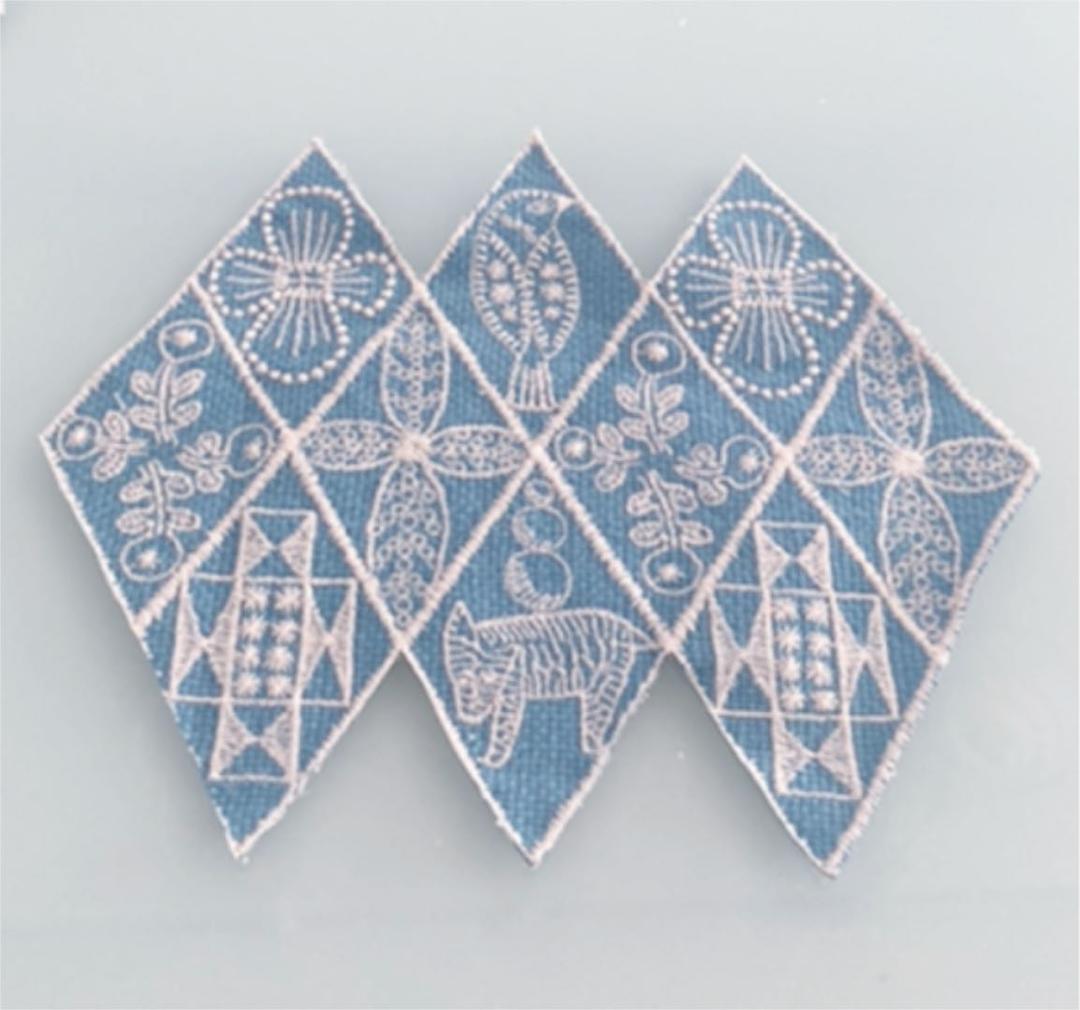 ミナペルホネン　☆新作♪ シンフォニー  マット　☆ 小物置き