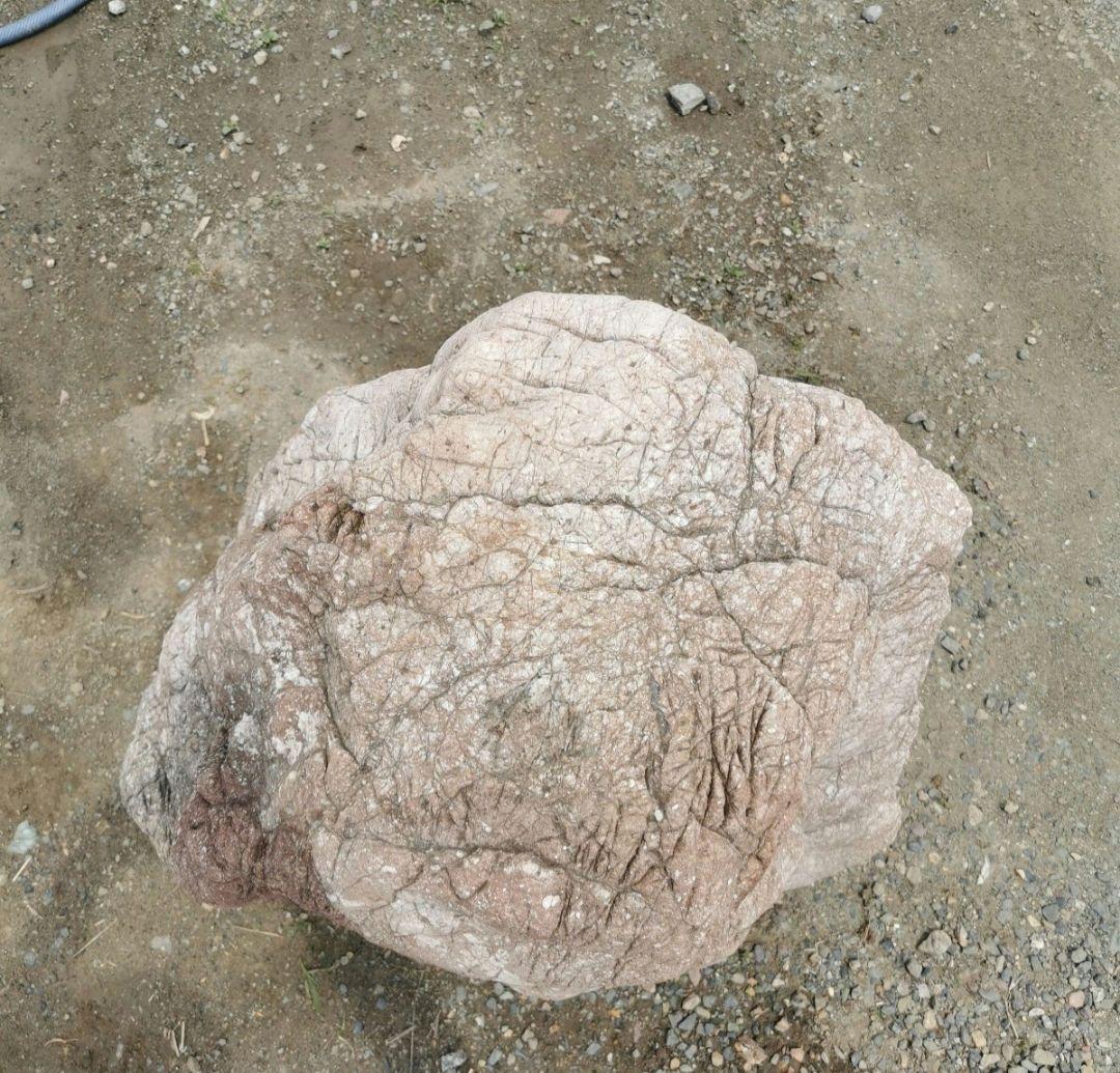 秩父産　鎧石　285キロ　庭石　石　石材 庭　坪庭　ガーデニング