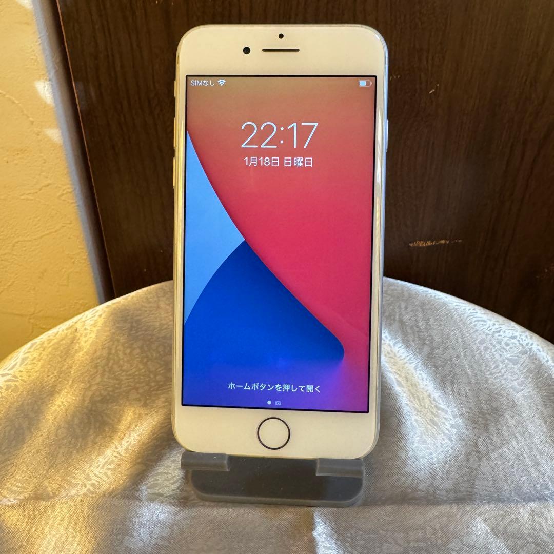 美品　Apple iPhone 7 シルバー 本体　SIMフリー
