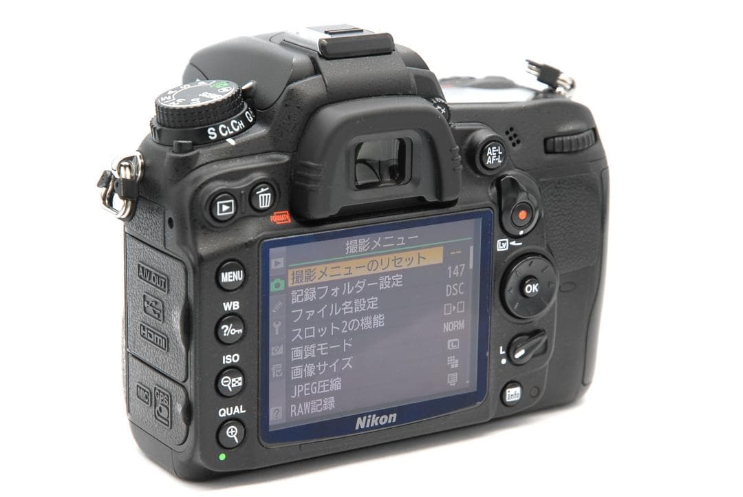 Nikon D7000 元箱付 28-200mm 動作品 44650枚 動作品