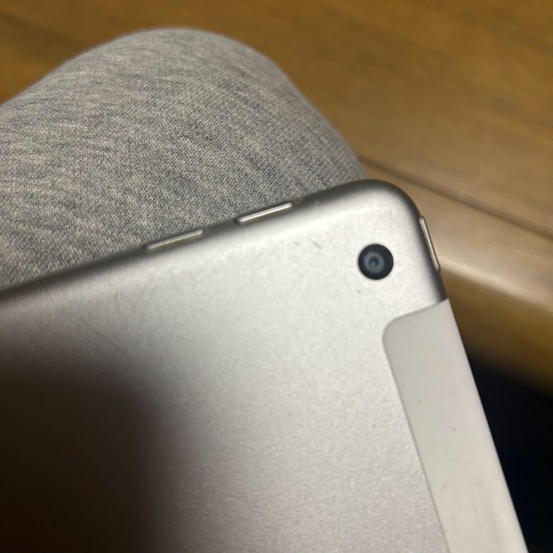 iPad 第5世代 wifi Wi-Fi＋Cellular simフリー