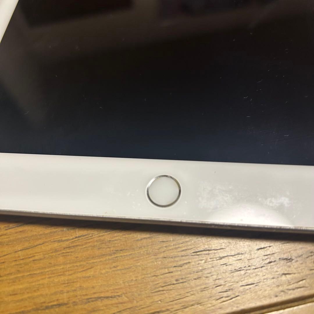 iPad 第5世代 wifi Wi-Fi＋Cellular simフリー