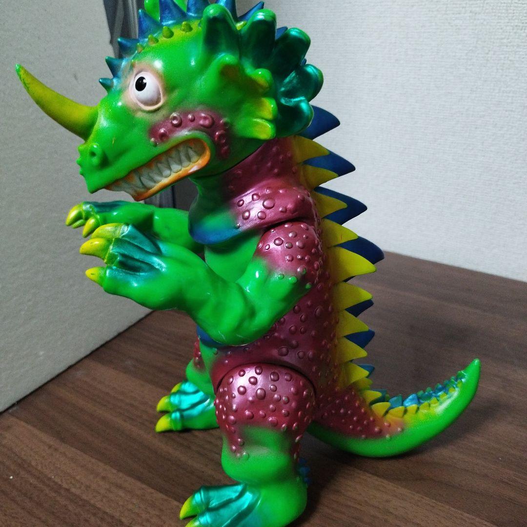 シカルナ工房　怪獣マリンコング　ソフビ