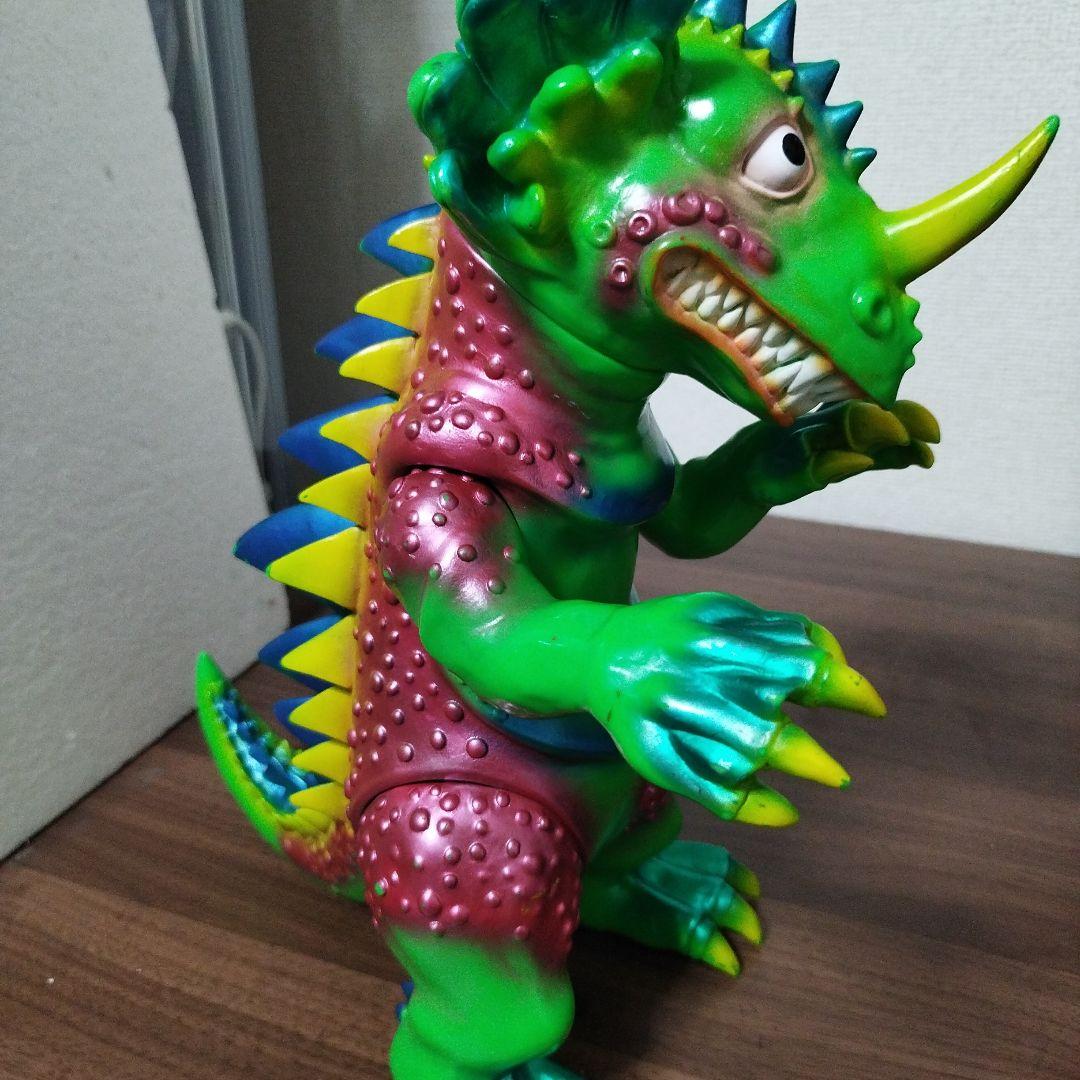 シカルナ工房　怪獣マリンコング　ソフビ