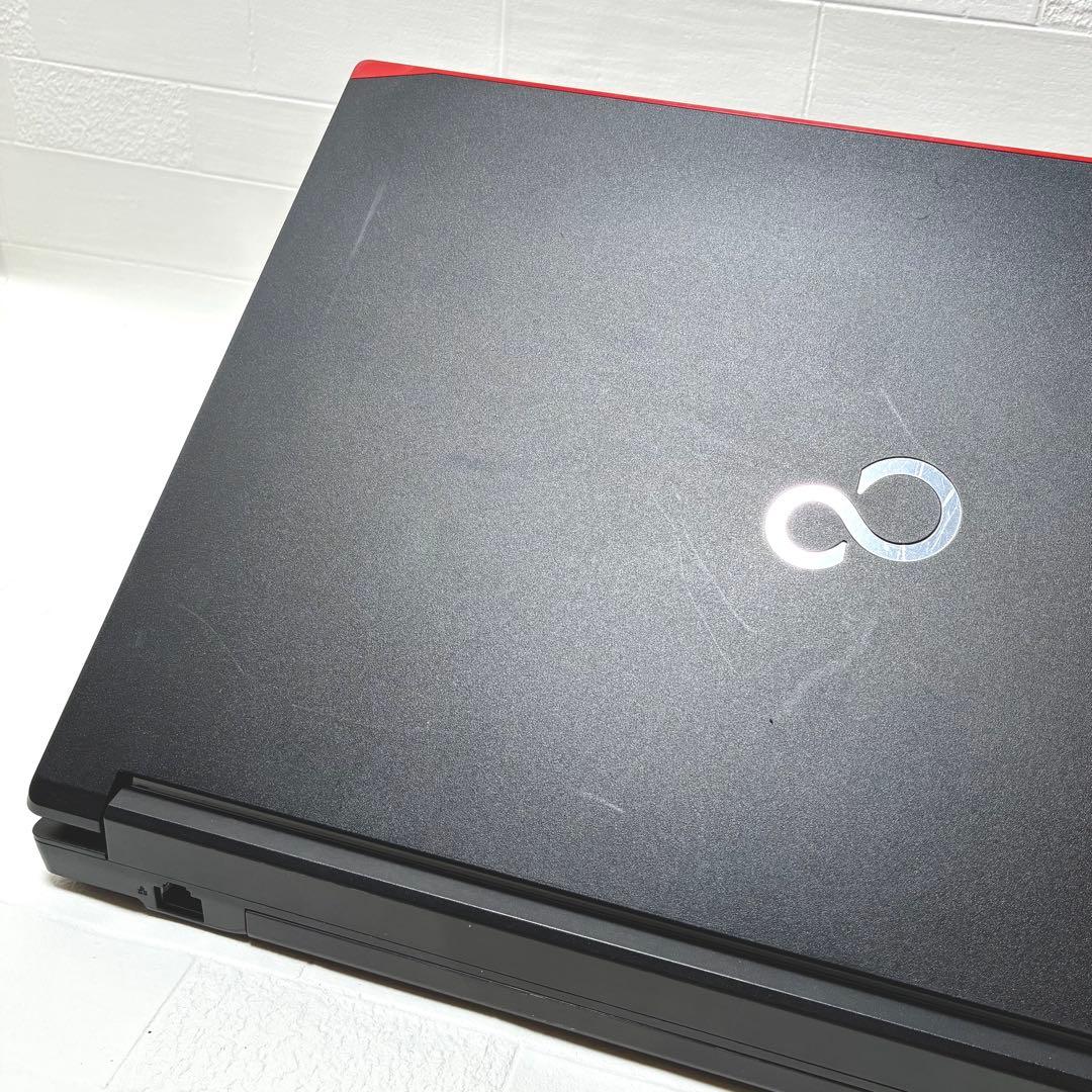 富士通LIFEBOOK A576P 第6世代i3 SSD128GB メモリ8GB