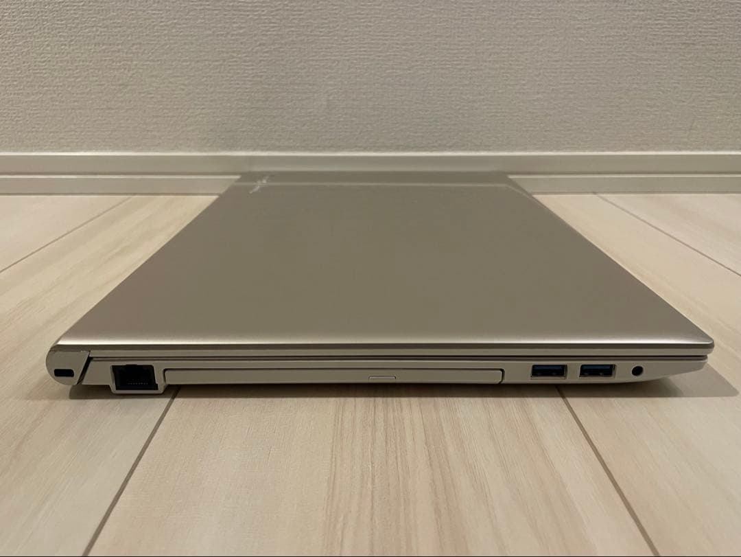 Dynabook AZ/HRG i7 11世代