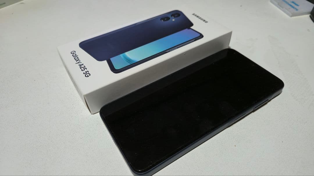 Samsung Galaxy A25 5G 本体 ケース付き