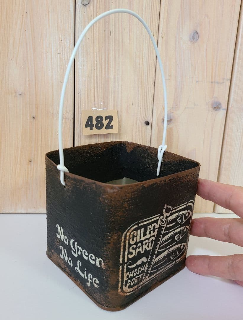 ひろ様♥️♥️♥️専用です。482 持ち手紅茶缶。リメ缶