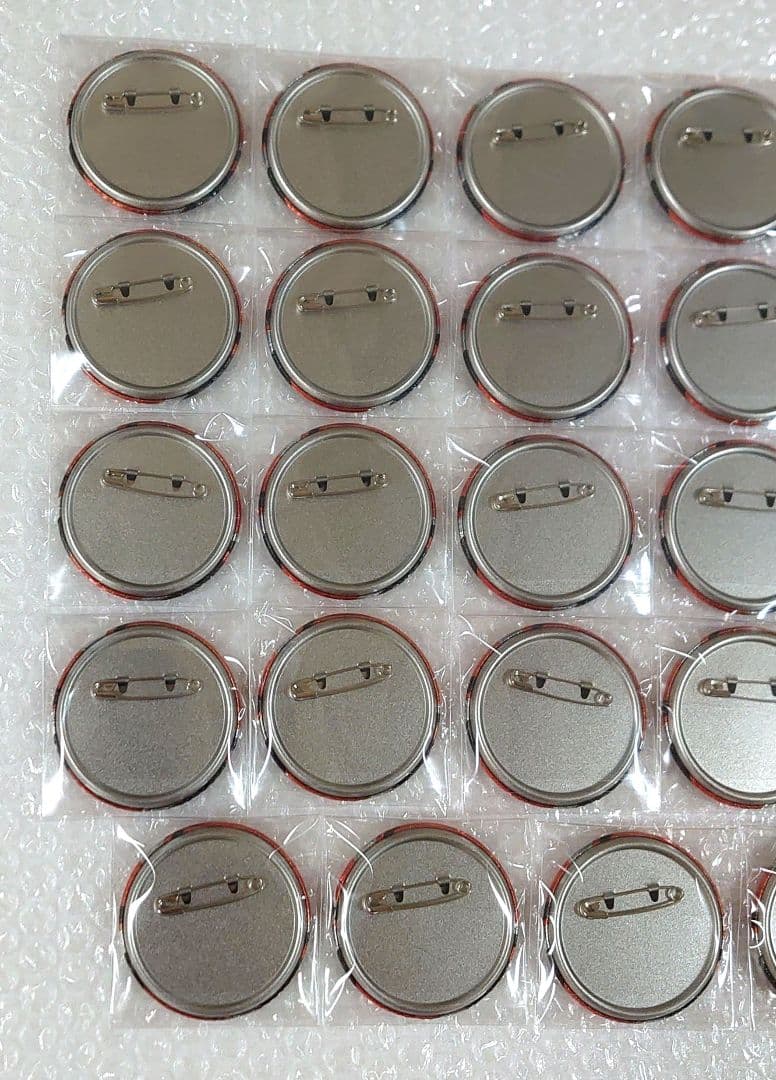 僕のヒーローアカデミア　爆豪勝己　渋谷　東急コラボ　メタル缶バッジ