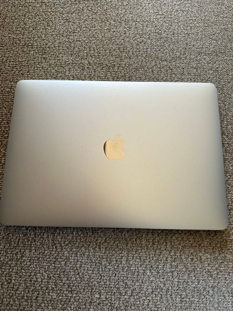 MacBook本体 Macbook Pro 2020 i5 16GB 2TB
