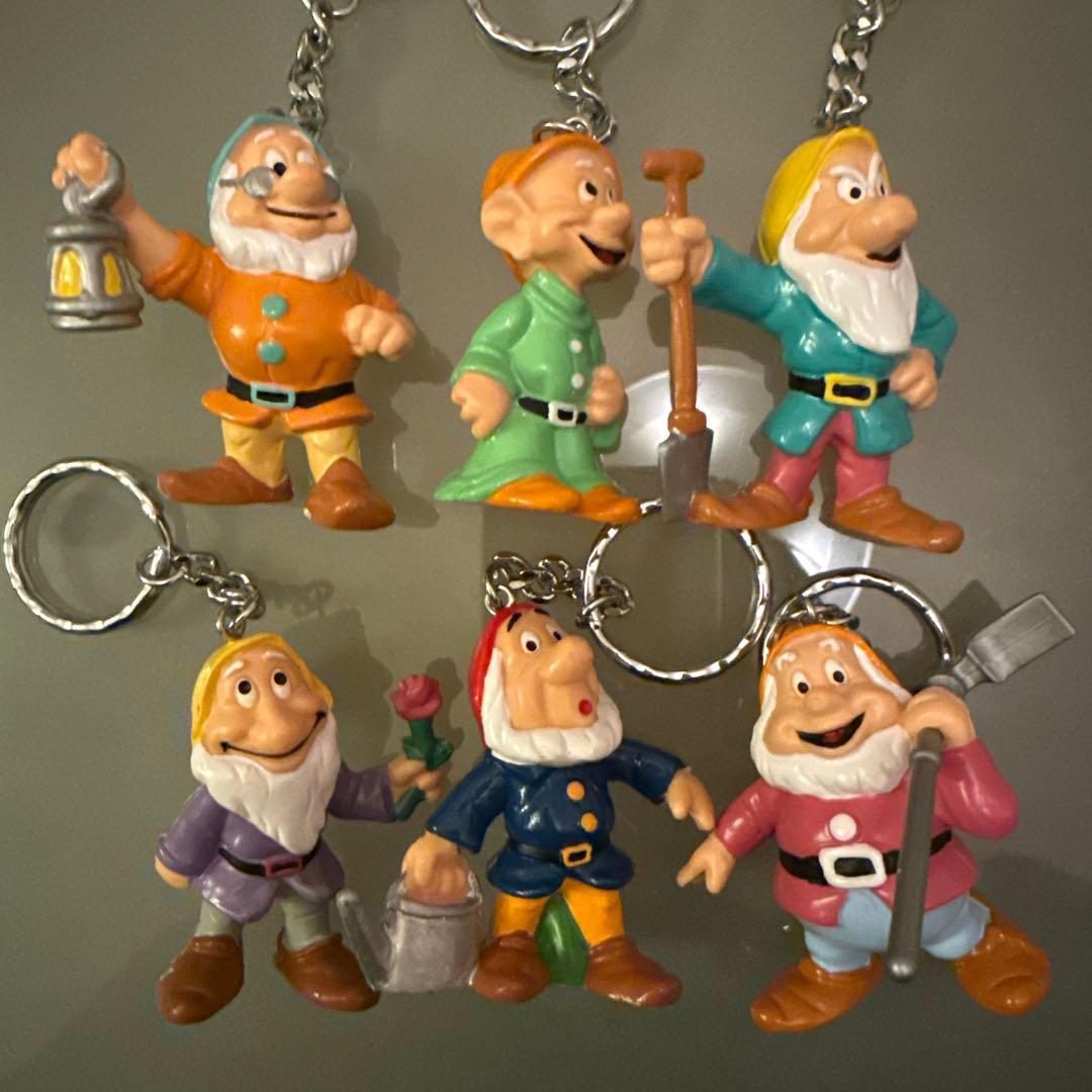 ディズニー白雪姫と小人　キーホルダー　グリーランド社