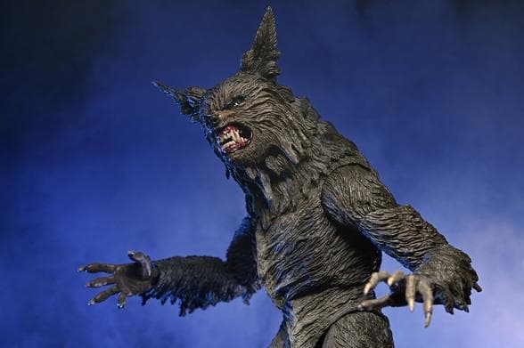 【NECA】新品 正規品 ハウリング アルティメット・ウェアウルフ 9インチ