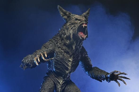 【NECA】新品 正規品 ハウリング アルティメット・ウェアウルフ 9インチ