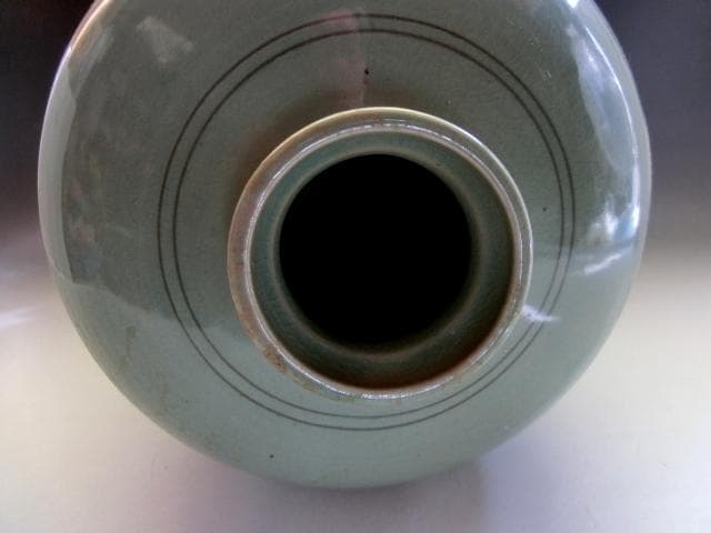 花瓶【在銘・青松】高麗青磁 象嵌雲鶴文 梅瓶（高さ32.5cm）花器 花生け●