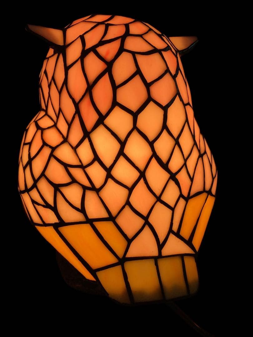 フクロウ型ステンドグラスランプ