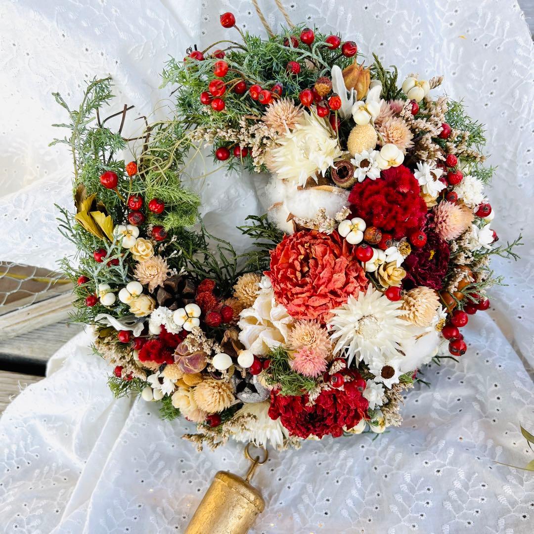 クリスマスリース　三日月リース　冬リース　お正月リース　クリスマスツリー