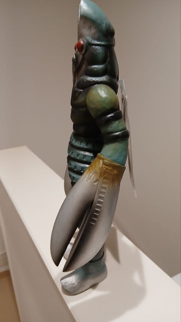 バンダイ　BANDAI　ビッグバルタン星人　ジャイアント　タグ付き