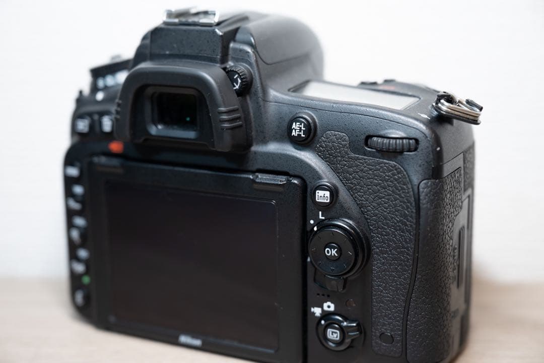 T*u様 Nikon D750 ボディのみ 中古品