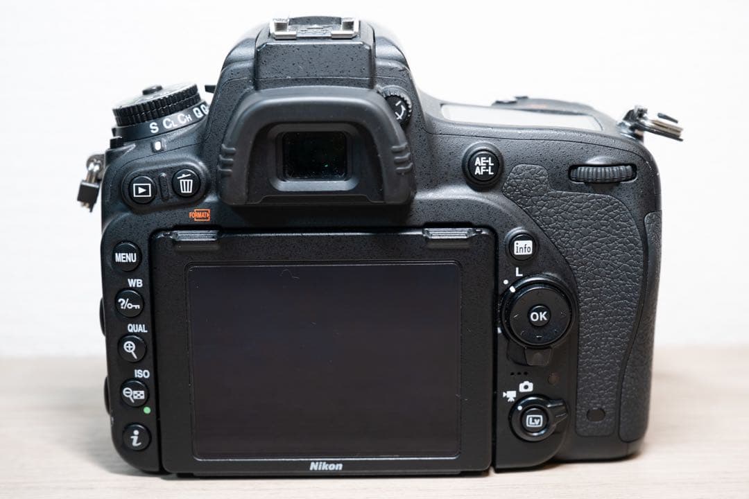 T*u様 Nikon D750 ボディのみ 中古品