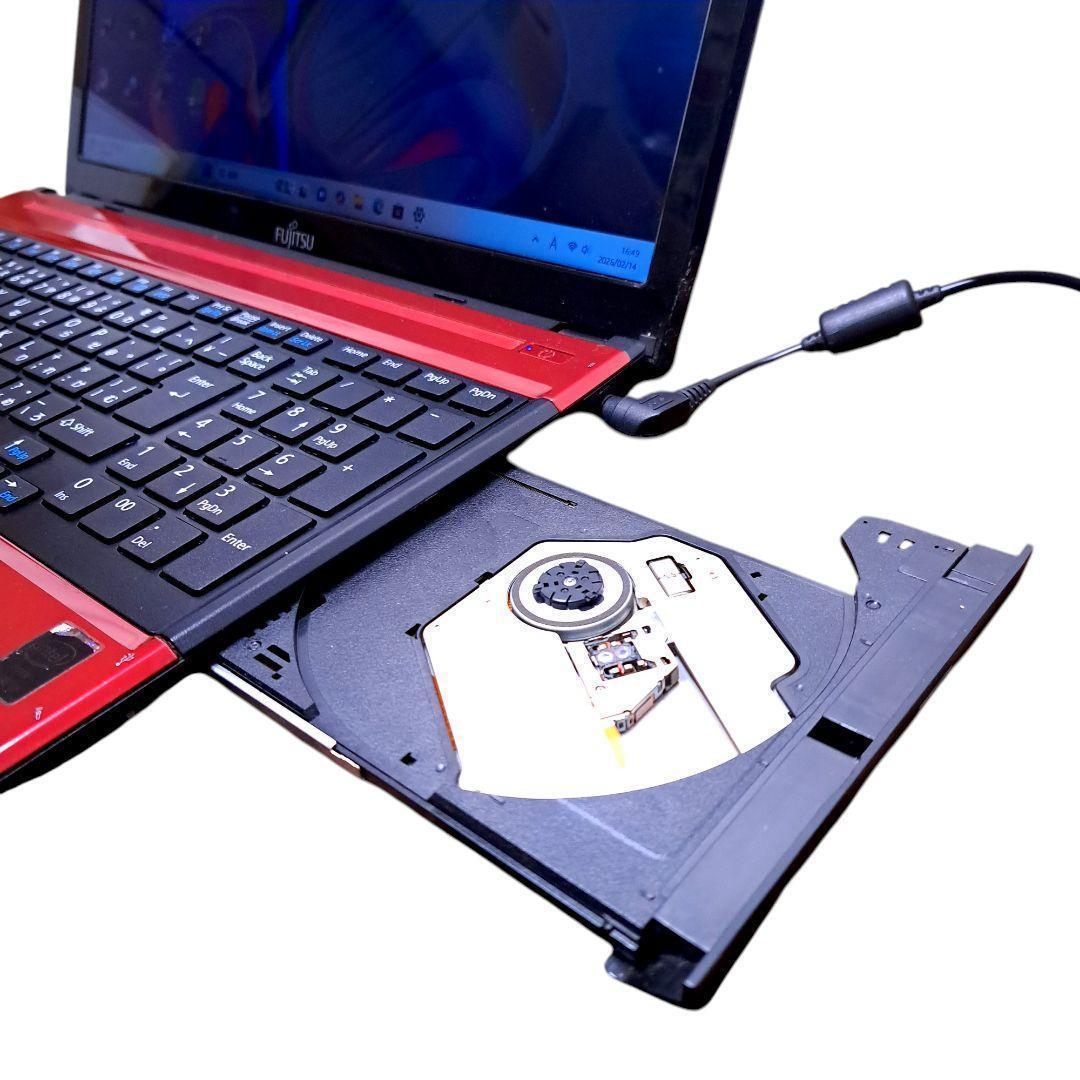 日本製ノートパソコン Windows11 オフィス付き i7 16GB SSD