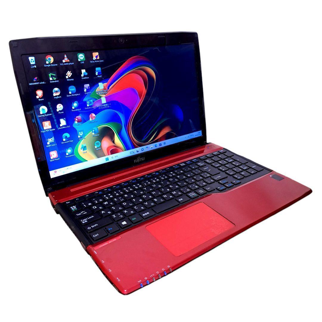 日本製ノートパソコン Windows11 オフィス付き i7 16GB SSD