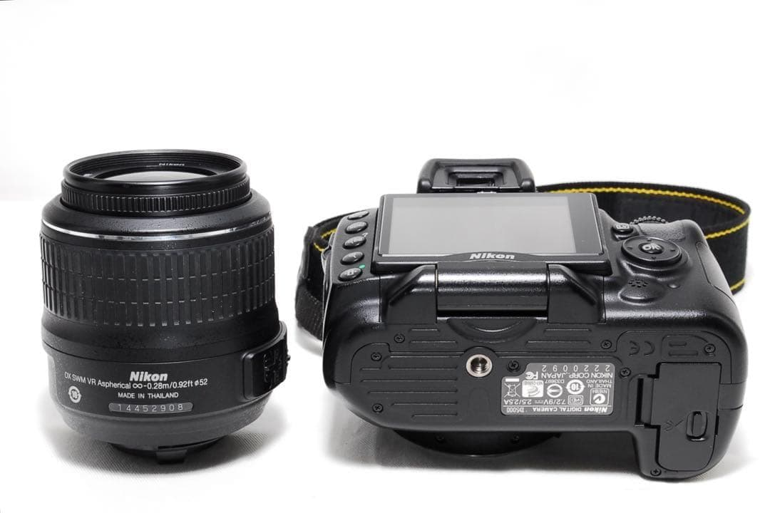 美品 ♥️ Nikon D5000 一眼レフ スマホ転送 自撮り動画