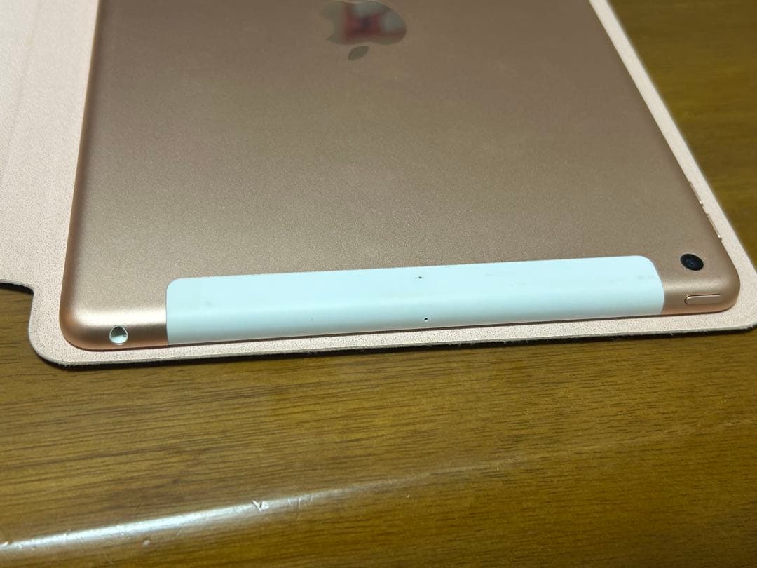 iPad 第7世代 32GB Wi-Fi+Cellular A2198