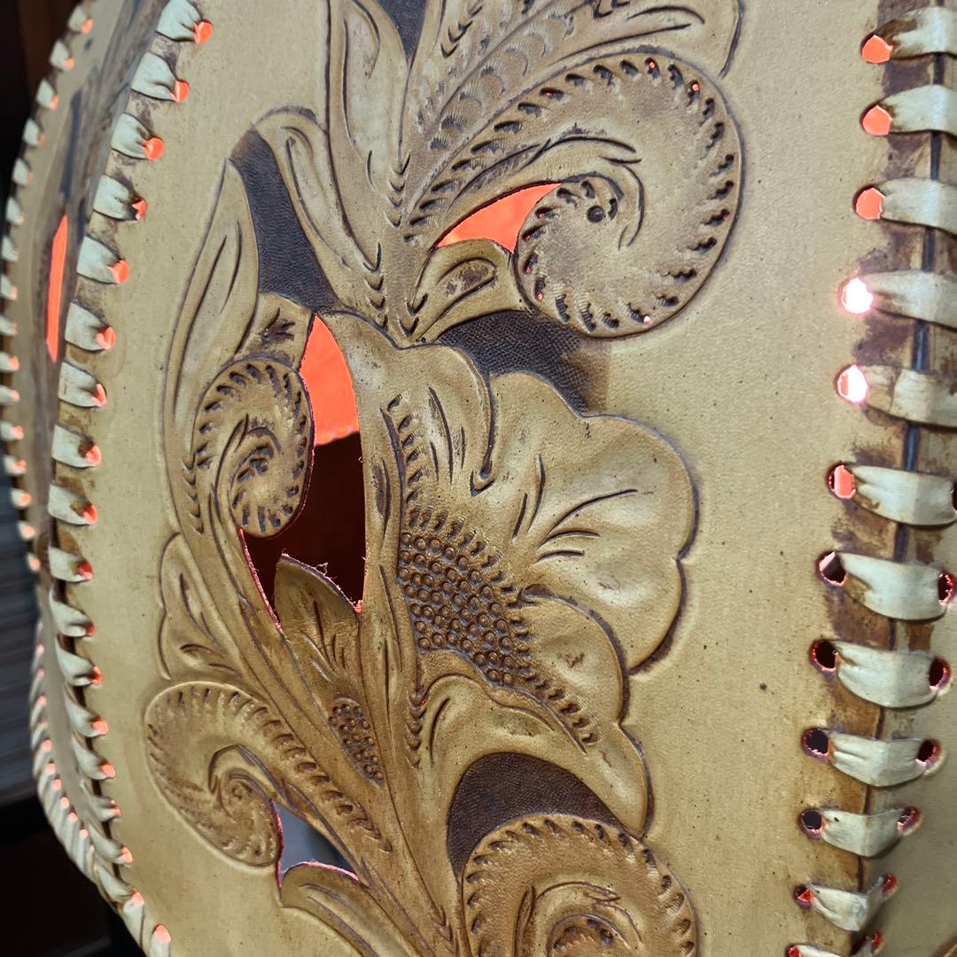 アンティーク　フロアランプ　カービング　本革