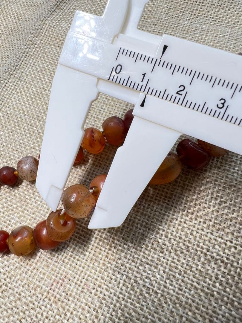 アンティークビーズカーネリアンネックレス