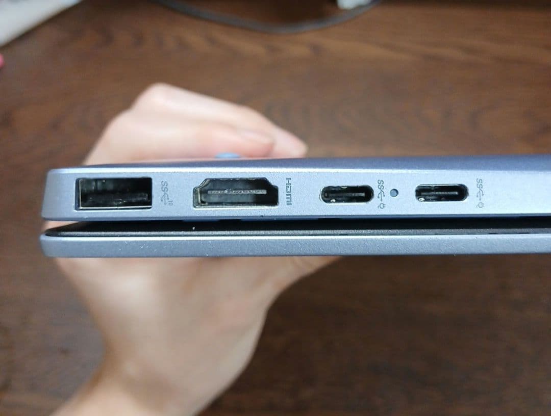 HP Pavilion Aero 13-be0010AU スカイブルー