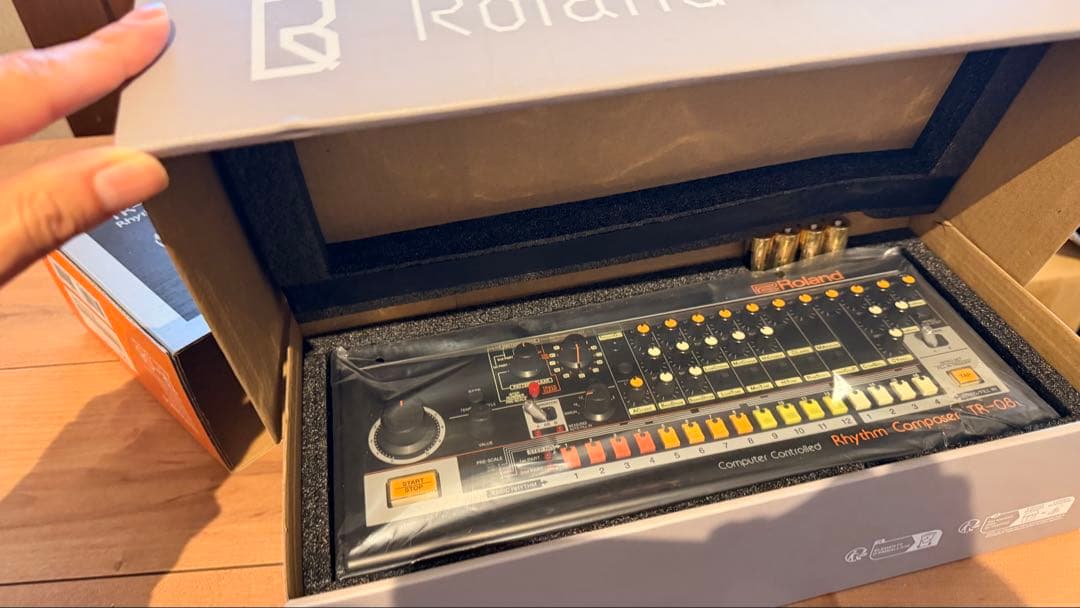 【新品】Roland Boutique TR-08 リズムコンポーザー